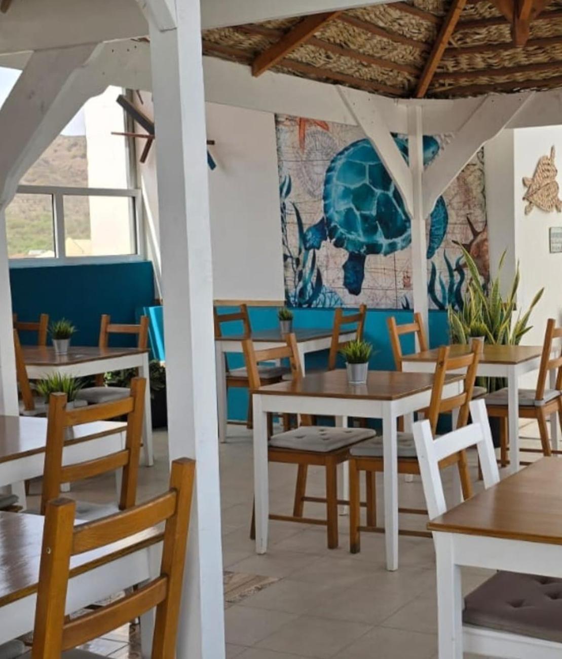 Deluxe B&B "Casa Alegria", Tarrafal Tarrafal  Bagian luar foto